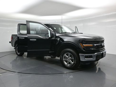 Certified 2025 Ford F150 XLT w/ Equipment Group 301A Standard image 28