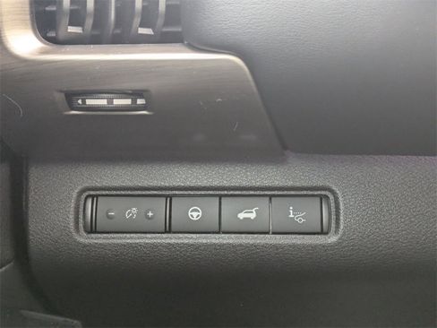 Used 2023 Nissan Pathfinder Platinum w/ Black Appearance Package image 29