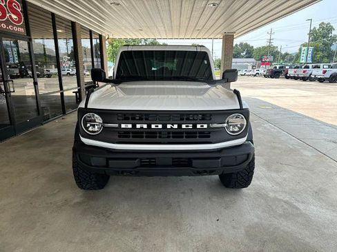 Certified 2025 Ford Bronco 4-Door AWD/4WD image 2