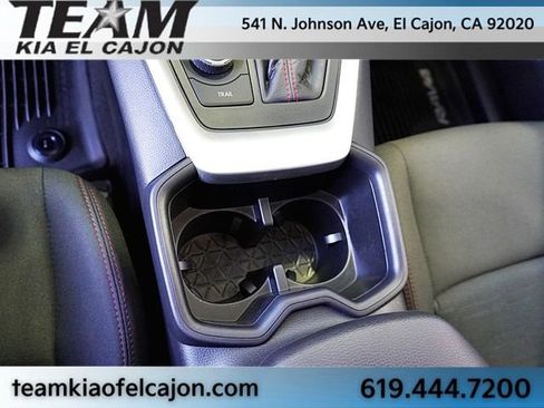 Used 2024 Toyota RAV4 SE w/ Weather & Moonroof Package image 32