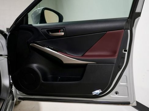 Used 2018 Lexus IS 300 w/ Comfort Package image 27