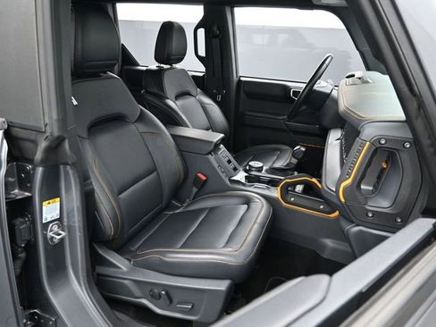 Used 2024 Ford Bronco Badlands image 27