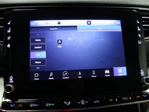 Used 2025 Jeep Wagoneer Series III image 30