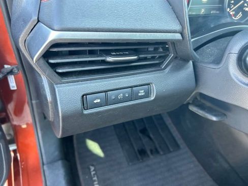 Used 2021 Nissan Altima 2.5 SR FWD image 20