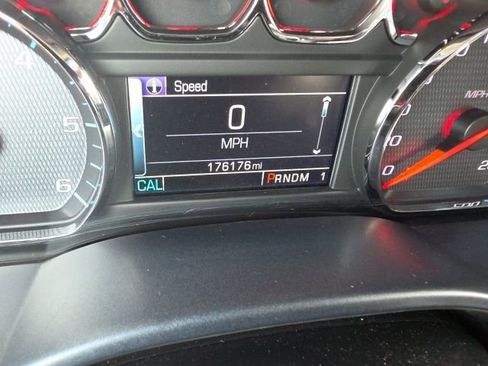 Used 2015 Chevrolet Silverado 2500 LTZ image 24