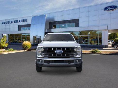 New 2026 Ford F450 XL w/ XL Chrome Package image 7