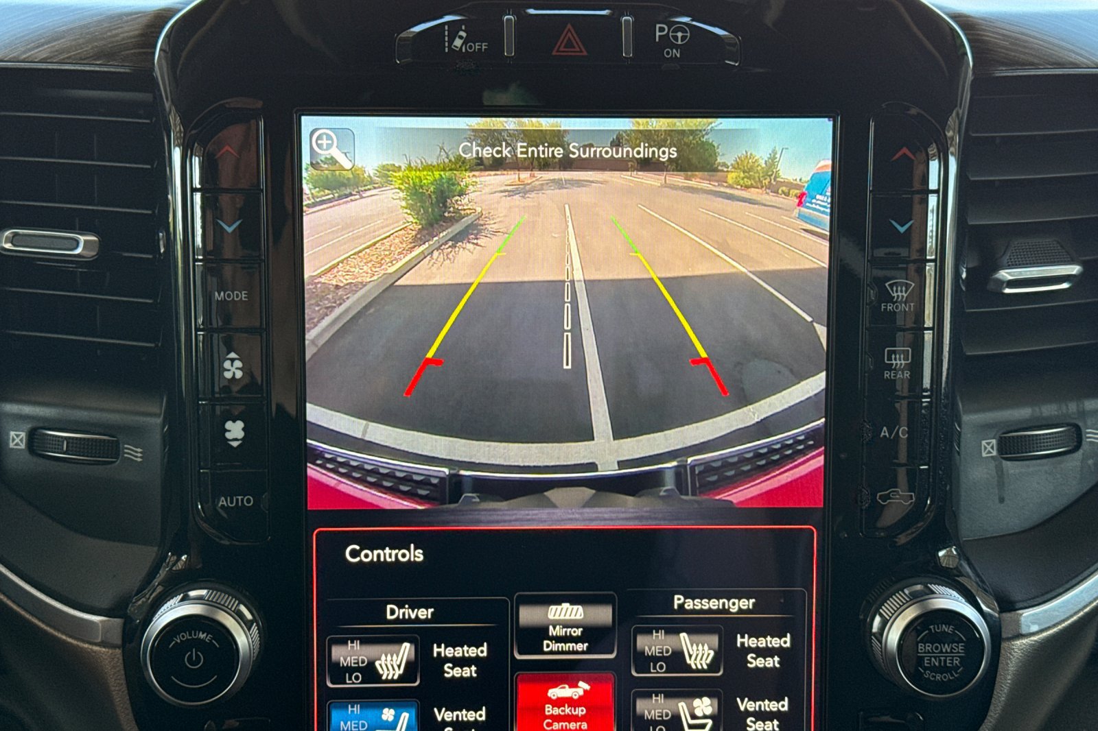 Used 2019 RAM 1500 Laramie RWD image 29