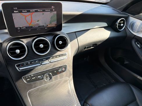 Used 2018 Mercedes-Benz C 300 4MATIC Sedan image 22