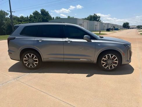 Certified 2024 Cadillac XT6 Sport w/ Technology Package AWD/4WD image 6