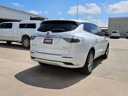 Used 2023 Buick Enclave Avenir w/ Avenir Technology Package FWD image 5