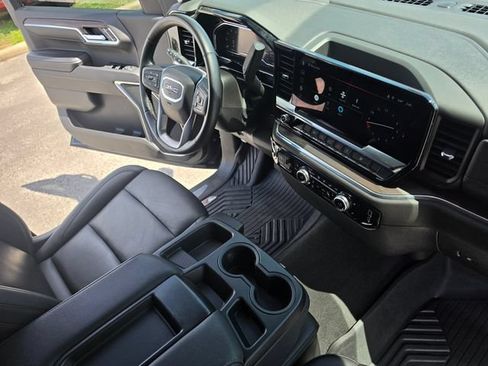 Used 2025 GMC Sierra 1500 SLT RWD image 22