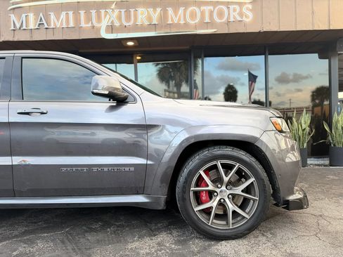 Used 2017 Jeep Grand Cherokee SRT AWD/4WD image 15