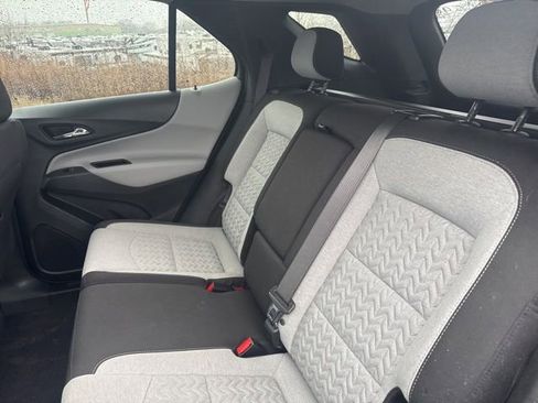 Used 2022 Chevrolet Equinox LS AWD/4WD image 13