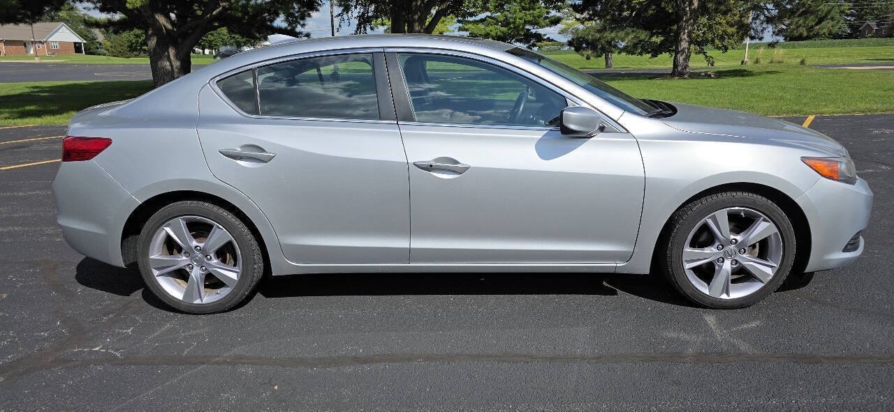 Used 2014 Acura ILX FWD image 2