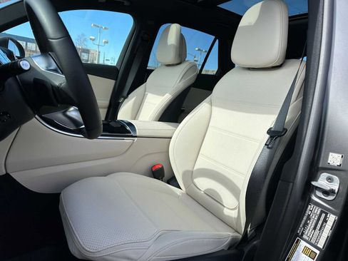 Used 2026 Mercedes-Benz GLC 350e 4MATIC image 21