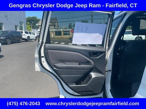 Used 2025 Subaru Forester Premium AWD/4WD image 35