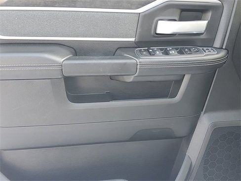 Used 2023 RAM 3500 Big Horn w/ Night Edition image 15