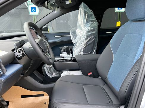 New 2026 Volvo EX30 Plus w/ Climate Package AWD/4WD image 11
