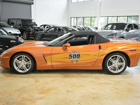 Used 2007 Chevrolet Corvette Convertible w/ Preferred Equipment Group RWD image 4