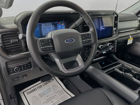 New 2026 Ford F250 Lariat w/ Black Appearance Package image 9