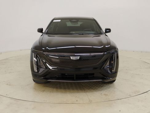 New 2025 Cadillac Lyriq Sport image 5