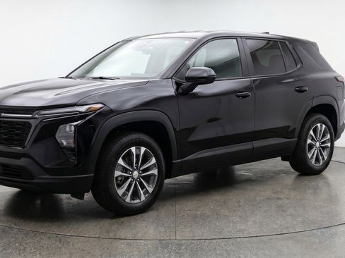 Used 2025 Chevrolet Equinox LT FWD image 3