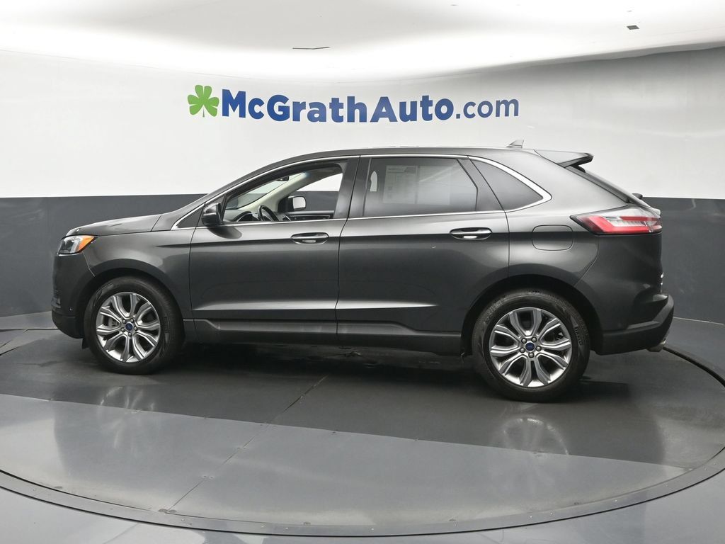 Used 2019 Ford Edge Titanium w/ Equipment Group 301A AWD/4WD image 24