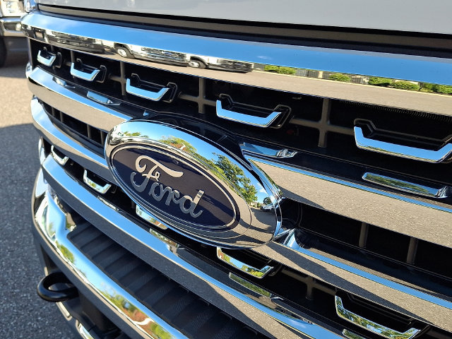 New 2026 Ford F450 Lariat AWD/4WD image 5