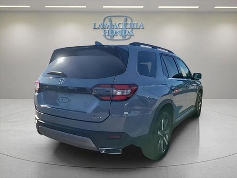 Used 2023 Honda Pilot Elite image 5