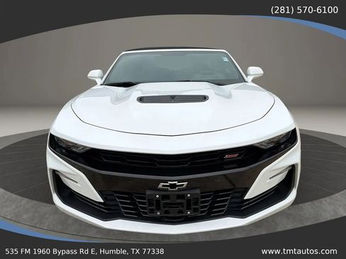 Used 2019 Chevrolet Camaro SS RWD image 2