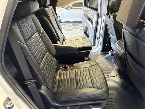 Used 2022 Cadillac Escalade Sport Platinum w/ Heavy-Duty Trailer Package image 26