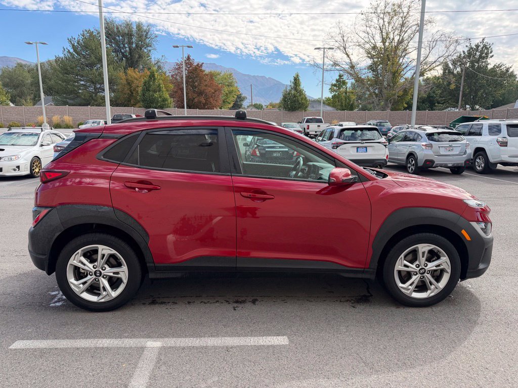 Used 2022 Hyundai Kona SEL AWD/4WD image 6