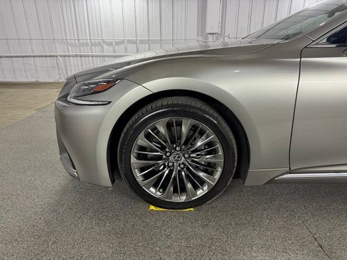 Used 2018 Lexus LS 500 AWD w/ Luxury Package image 18