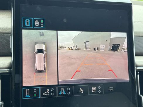 Used 2025 GMC Yukon Denali w/ Denali Reserve Package image 39