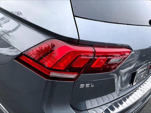 Used 2024 Volkswagen Tiguan SEL R-Line image 26