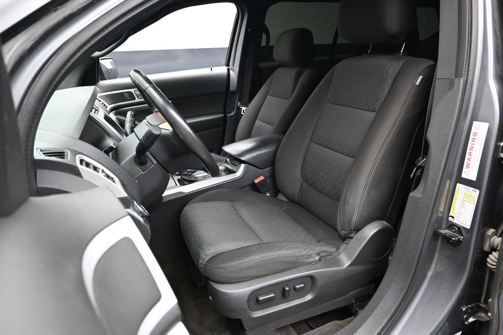Used 2013 Ford Explorer XLT AWD/4WD image 20