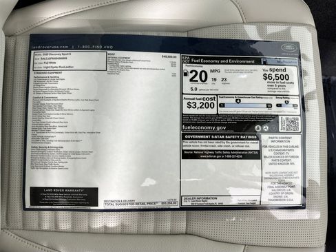 Used 2025 Land Rover Discovery Sport S image 28