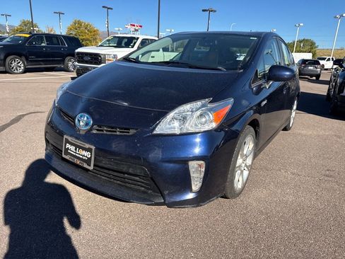 Used 2014 Toyota Prius Four image 3