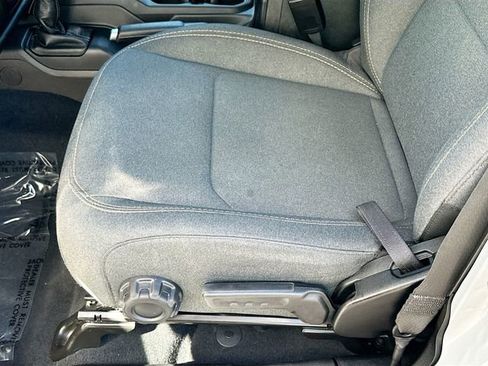 Used 2024 Jeep Wrangler Sport S image 18
