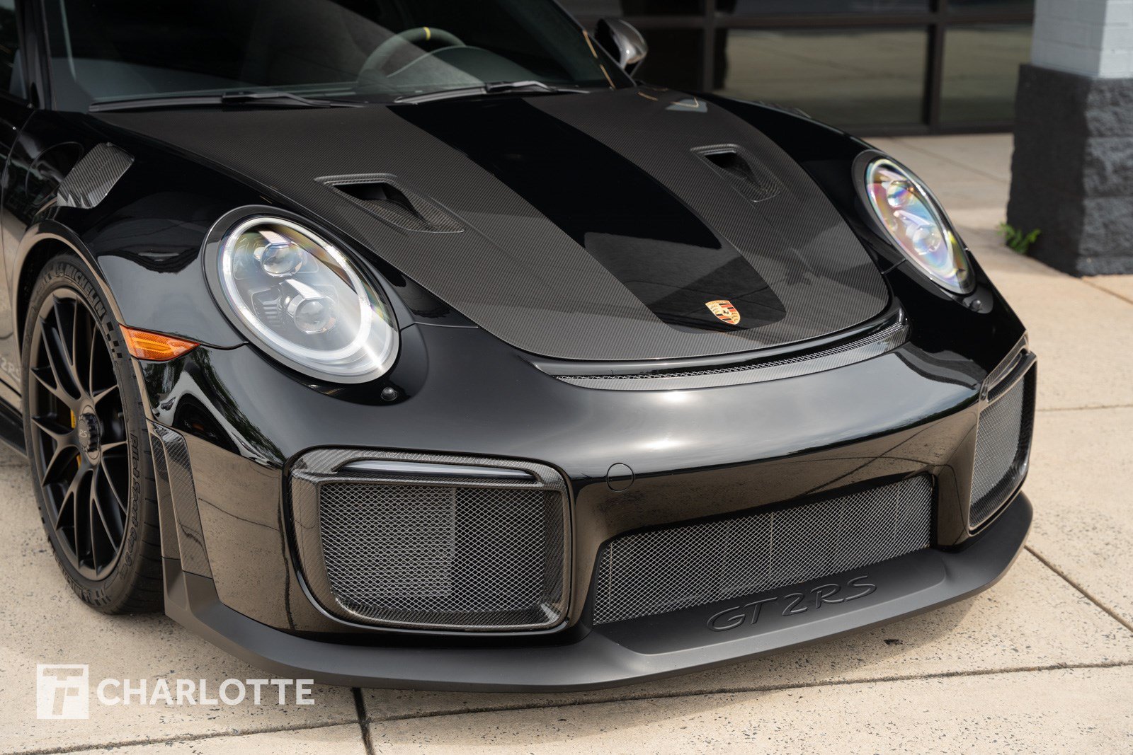 Used 2018 Porsche 911 GT2 RS RWD image 3