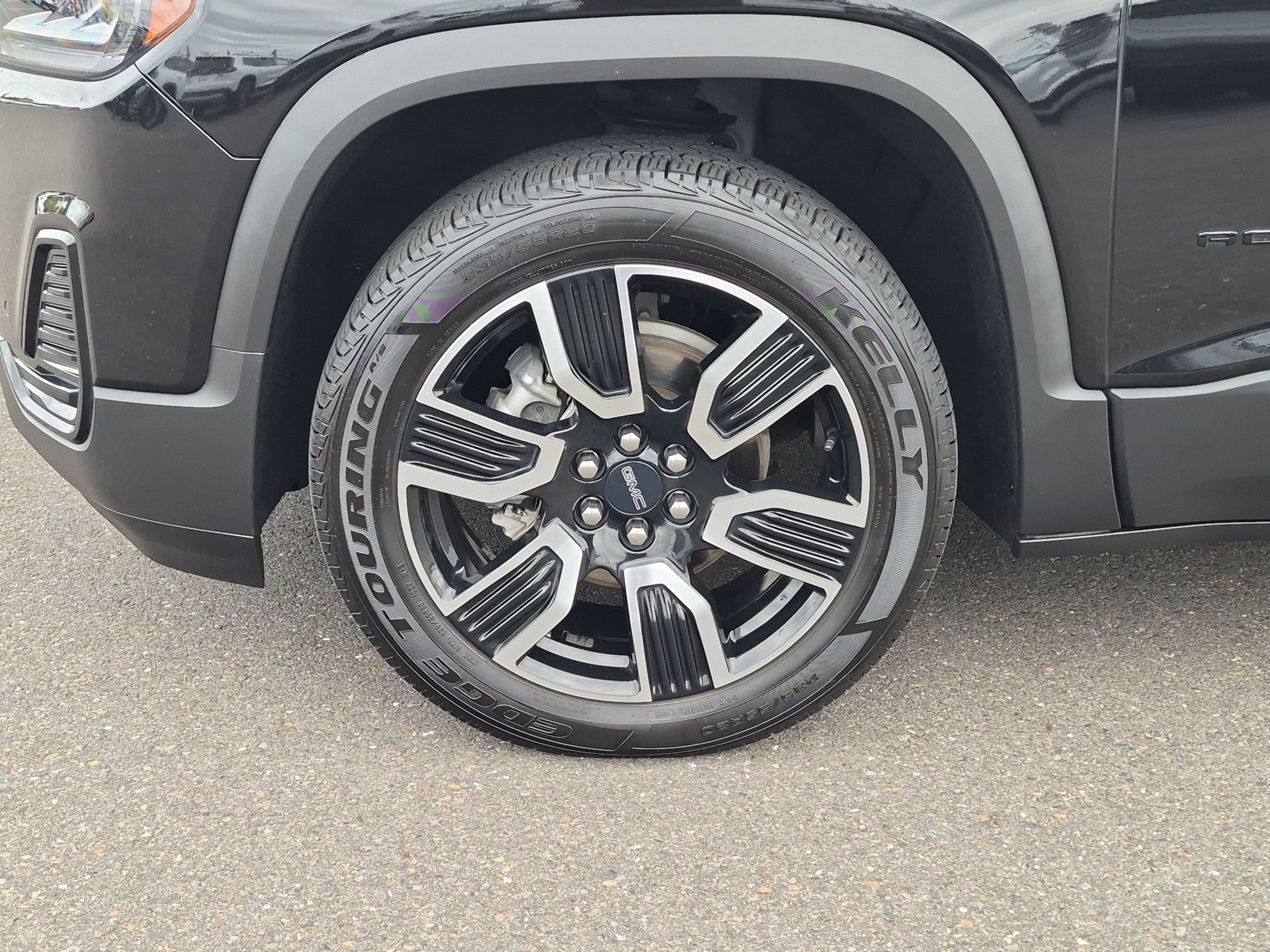Certified 2021 GMC Acadia SLE w/ Driver Convenience Package FWD image 33