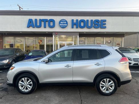Used 2014 Nissan Rogue SV w/ SV Premium Package image 8