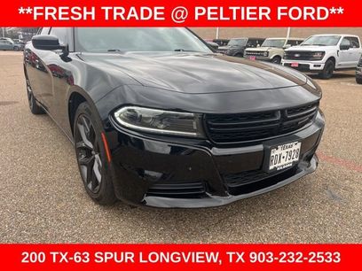 Used 2022 Dodge Charger SXT w/ Blacktop Package