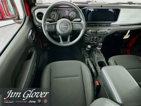 New 2026 Jeep Gladiator Sport image 18