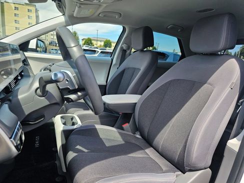 Used 2024 Hyundai Ioniq 5 SEL RWD image 18