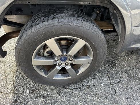 Used 2017 Ford F150 XLT w/ Equipment Group 302A Luxury image 20