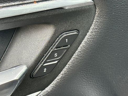 Used 2022 RAM 1500 Laramie AWD/4WD image 21