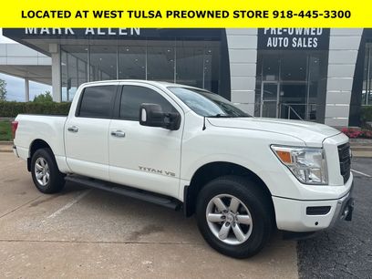 Used 2020 Nissan Titan SV w/ SV Convenience Package