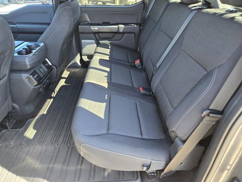 Used 2022 Ford F150 XLT w/ Equipment Group 302A High image 17