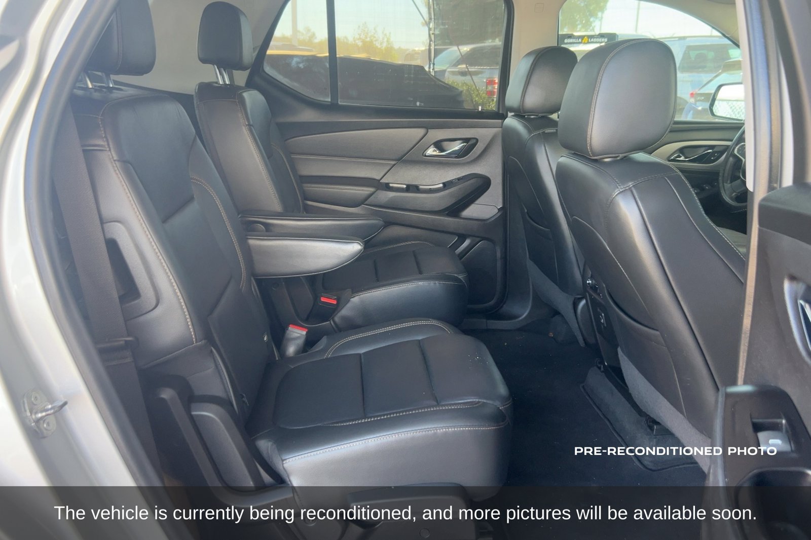 Used 2019 Chevrolet Traverse LT FWD image 13